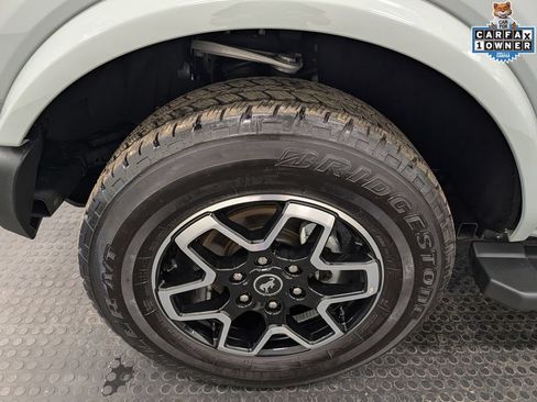 Used 2024 Ford Bronco Outer Banks AWD/4WD image 9