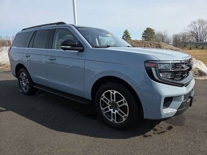 Used 2025 Ford Expedition Active