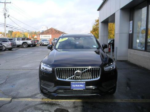 Used 2023 Volvo XC90 B5 Core w/ Protection Package Premier AWD/4WD image 3