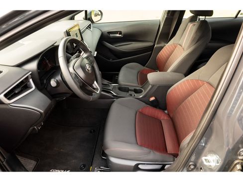 Used 2026 Toyota Corolla SE FWD image 11
