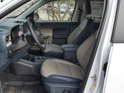 New 2026 Ford Maverick Lariat w/ 4K Tow Package image 3