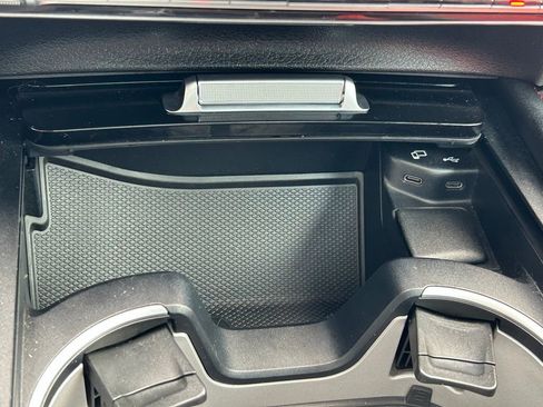 Used 2022 Mercedes-Benz GLE 53 AMG 4MATIC image 27