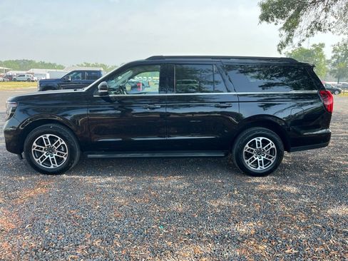 Used 2025 Ford Expedition Max Active AWD/4WD image 11