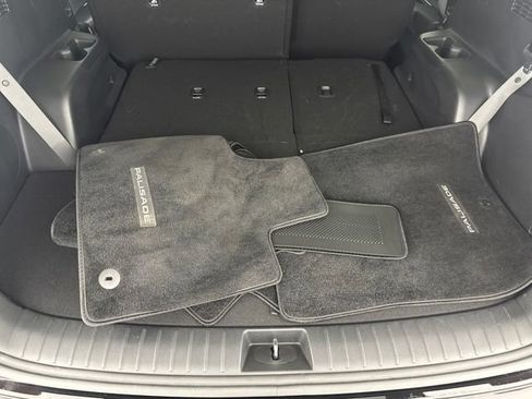 Used 2025 Hyundai Palisade SE AWD/4WD image 28