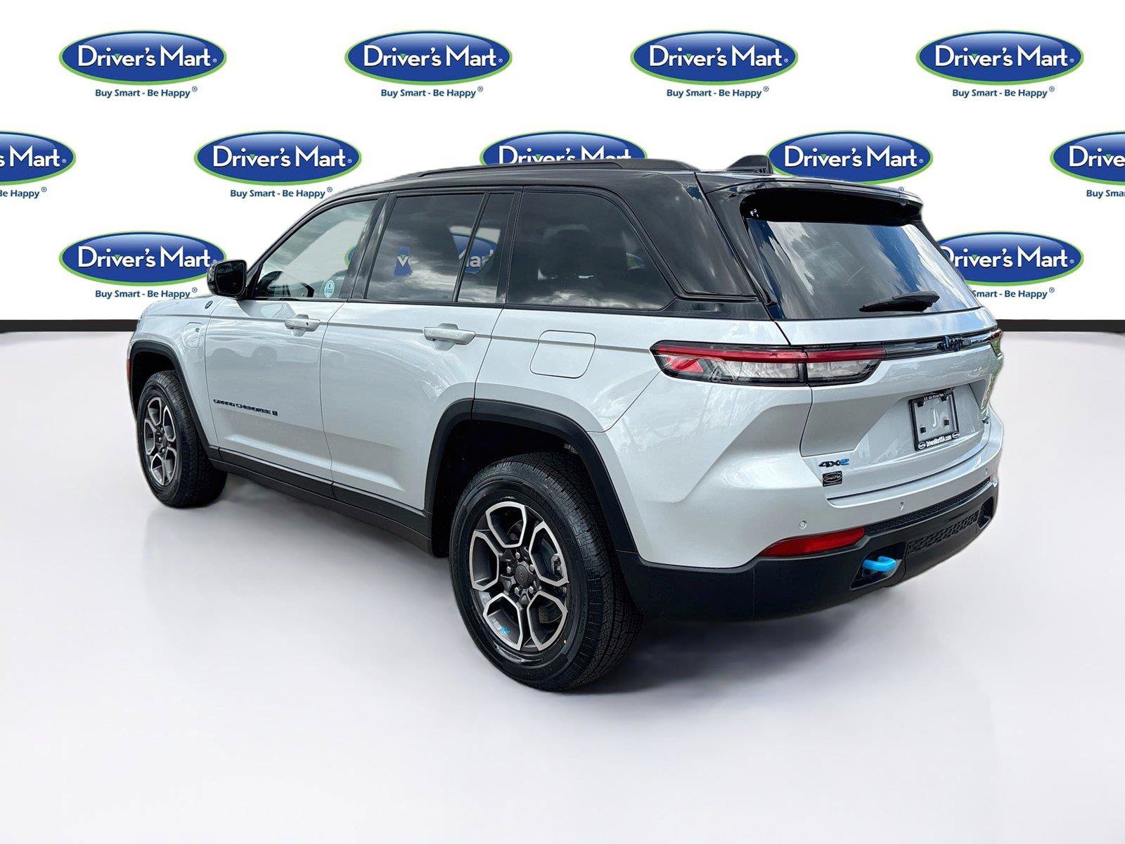Used 2023 Jeep Grand Cherokee Trailhawk AWD/4WD image 5