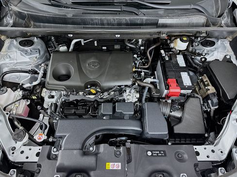 Certified 2025 Toyota RAV4 XLE Premium AWD/4WD image 30