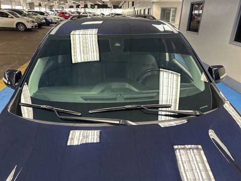 Used 2020 Chevrolet Traverse LT image 13