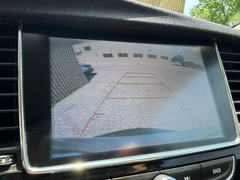 Used 2019 Buick Encore Preferred FWD image 19