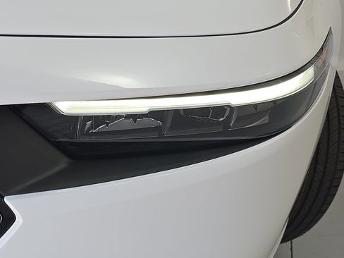 New 2026 Honda Accord LX image 29