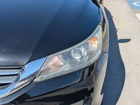 Used 2015 Honda Accord Sport image 12