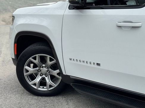 Used 2022 Jeep Wagoneer Series II image 11