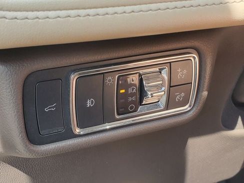 Used 2020 Lincoln Aviator Reserve w/ Equipment Group 202A AWD/4WD image 8