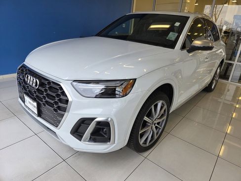 Used 2022 Audi SQ5 Premium Plus w/ Premium Plus Package image 1