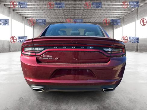 Used 2019 Dodge Charger SXT w/ Cold Weather Package image 6