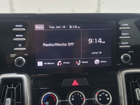 Used 2023 Kia Sorento LX AWD/4WD image 21