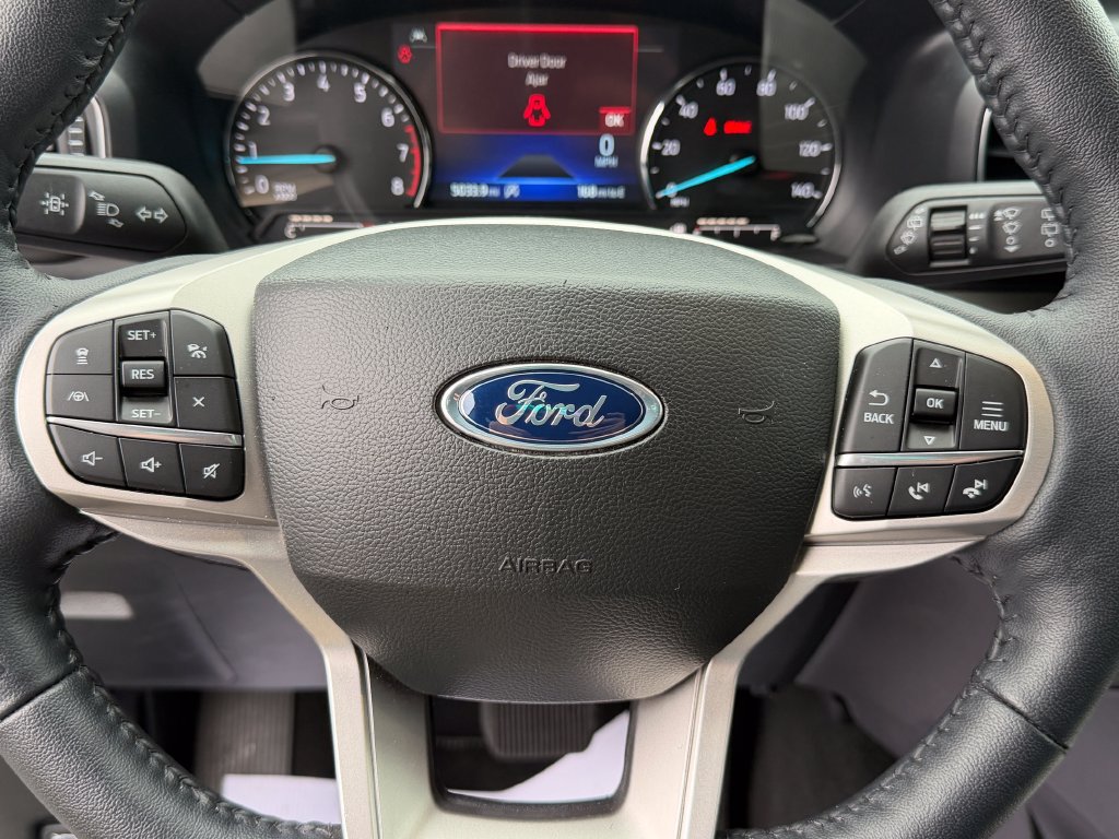 Used 2023 Ford Explorer XLT w/ Equipment Group 202A RWD image 20