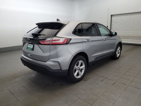 Used 2021 Ford Edge SE FWD image 9