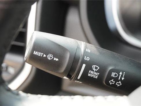 Certified 2023 RAM 1500 Laramie image 29