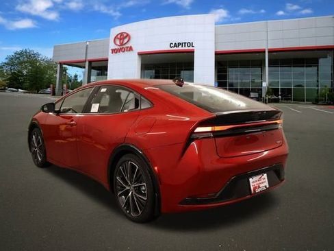 New 2026 Toyota Prius XLE image 4