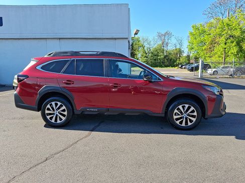 Certified 2025 Subaru Outback Premium AWD/4WD image 7