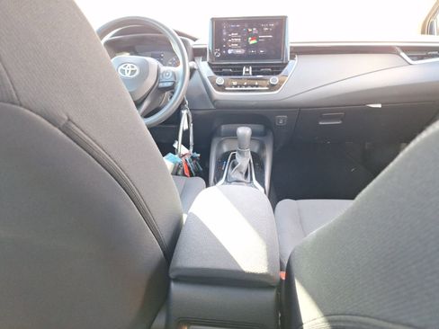 Used 2024 Toyota Corolla LE image 32