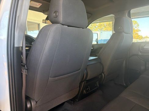 Used 2021 Chevrolet Silverado 2500 LT w/ Z71 Off-Road Package image 31