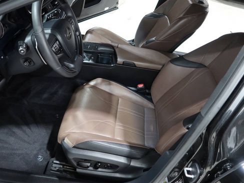 Used 2022 Lexus ES 350 Ultra Luxury w/ Accessory Package 2 FWD image 19