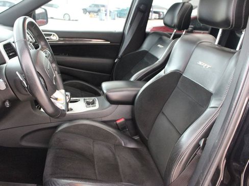 Used 2014 Jeep Grand Cherokee SRT8 w/ Luxury Group II AWD/4WD image 13