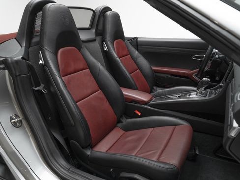 Used 2018 Porsche 718 Boxster image 47