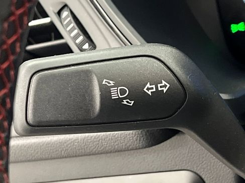 Used 2025 Ford Escape ST-Line image 40