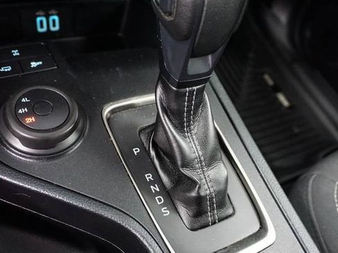 Used 2022 Ford Ranger XL w/ Equipment Group 101A High AWD/4WD image 16