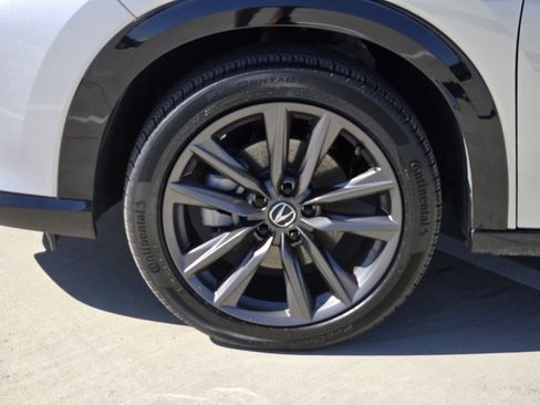 Certified 2025 Acura ADX A-Spec image 8