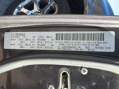 Used 2016 RAM 1500 Laramie w/ Convenience Group image 21