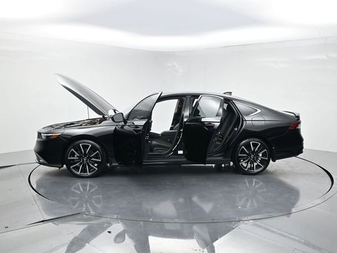 Used 2025 Honda Accord Touring image 27