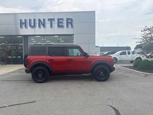 Used 2023 Ford Bronco Black Diamond AWD/4WD image 31