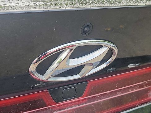 Used 2023 Hyundai Elantra SEL w/ Convenience Package FWD image 29
