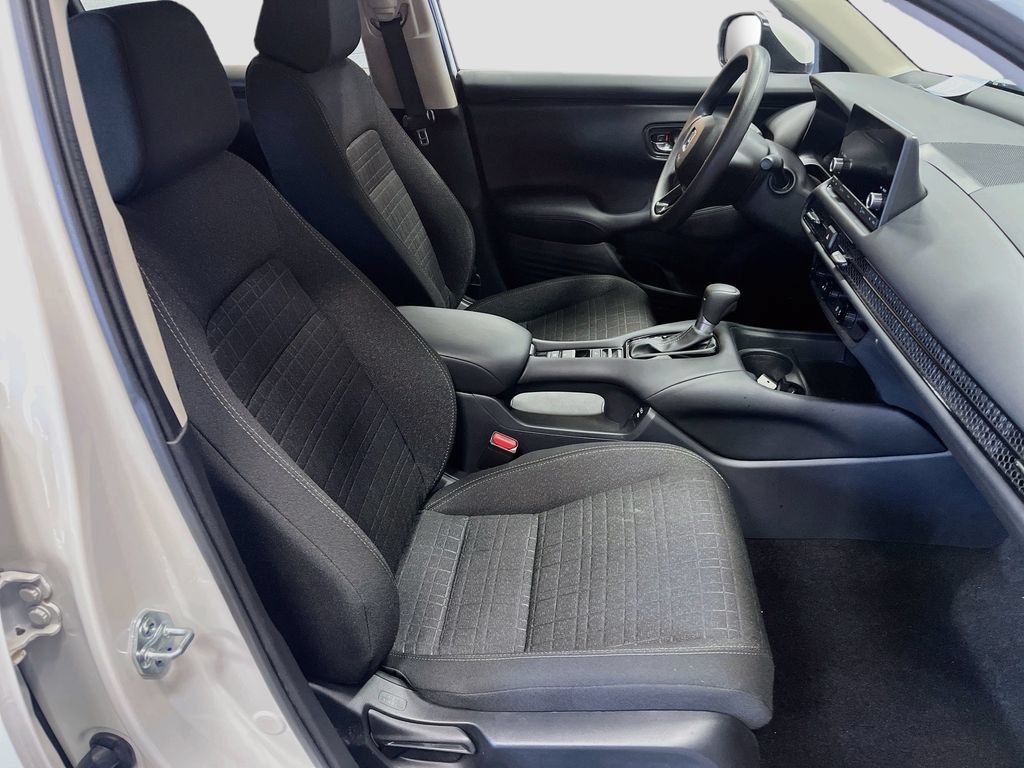Used 2025 Honda HR-V LX image 25