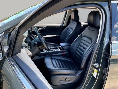 Used 2024 Ford Edge SEL w/ Convenience Package AWD/4WD image 7