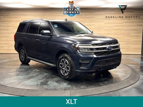 Used 2024 Ford Expedition XLT image 1