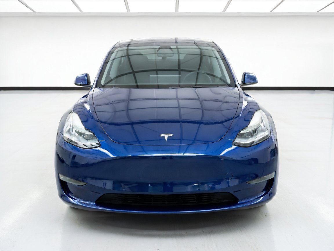 Used 2021 Tesla Model Y Long Range AWD/4WD image 2