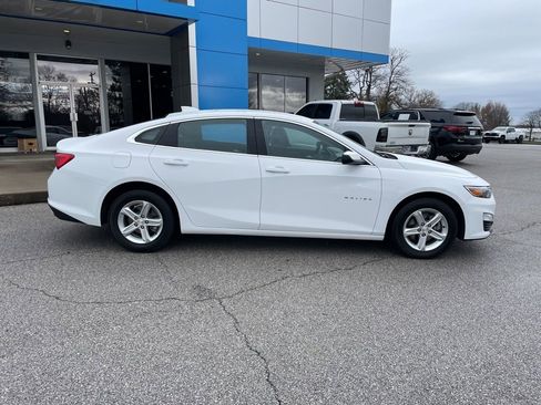 Used 2024 Chevrolet Malibu LT image 9