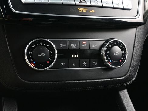 Used 2017 Mercedes-Benz GLE 43 AMG 4MATIC image 26