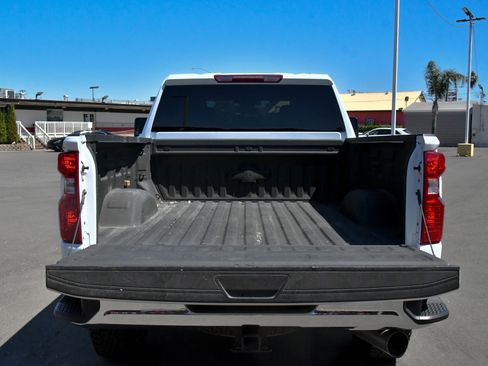 Used 2025 Chevrolet Silverado 2500 LT image 43