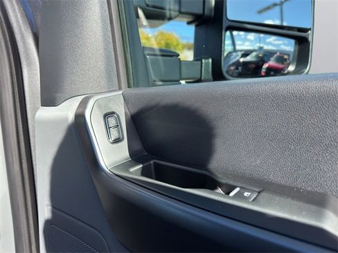 Used 2025 Ford F250 XL w/ STX Appearance Package image 17