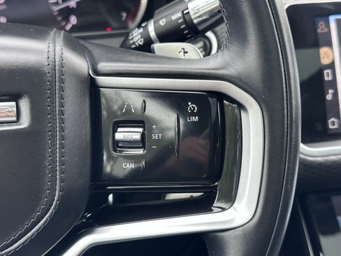 Used 2022 Land Rover Range Rover Velar R-Dynamic S image 29