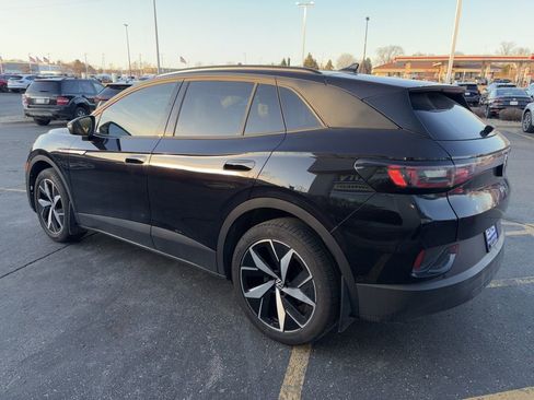 Used 2023 Volkswagen ID.4 Pro S image 2