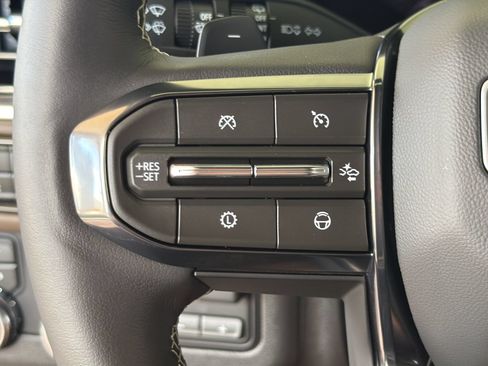 Used 2026 GMC Yukon XL Denali Ultimate AWD/4WD image 25