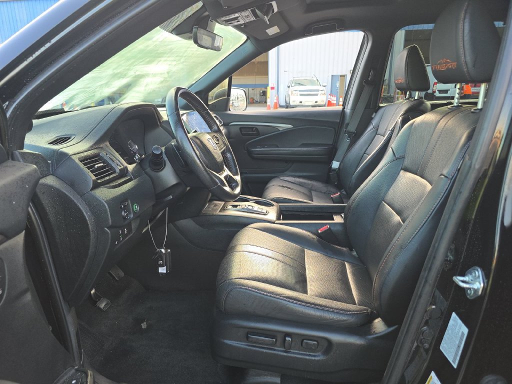 Used 2022 Honda Passport TrailSport image 5