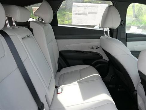 New 2025 Hyundai Tucson Limited image 23