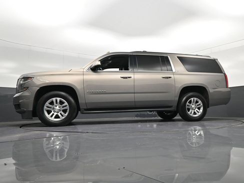 Used 2017 Chevrolet Suburban LT w/ Max Trailering Package RWD image 35